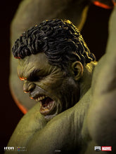 Cargar imagen en el visor de la galería, Pre-Venta: Spider-Man vs Hulk - Spider-Man: Un Nuevo Día - Escala 1/10 - Iron Studios
