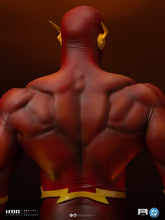 Cargar imagen en el visor de la galería, Pre-Venta: The Flash - Serie DC Comics #9 - Legacy 1/4 - Iron Studios