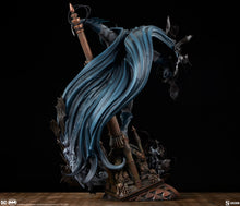 Cargar imagen en el visor de la galería, Pre-Venta: Batman Premium Format™ Figure - Sideshow Collectibles