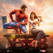 Cargar imagen en el visor de la galería, Pre-Venta: Spider-Man & Mary Jane - Marvel Comics - Diorama 1/6 - Iron Studios