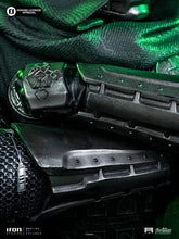 Cargar imagen en el visor de la galería, Pre-Venta: Doctor Doom - Avengers: Doomsday - Réplica Legacy 1/4 - Iron Studios
