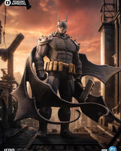 Cargar imagen en el visor de la galería, Pre-Venta: Batman Absolute - DC Comics - Art scale 1/10 - Iron Studios
