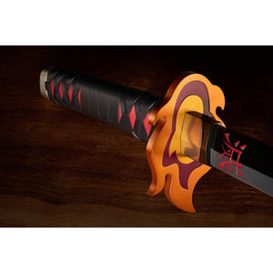 Pre-Venta: Demon Slayer Nichirin Sword Tanjiro Kamado Kyojuro Rengoku's Sword Guard Version Proplica Prop Replica - Bandai
