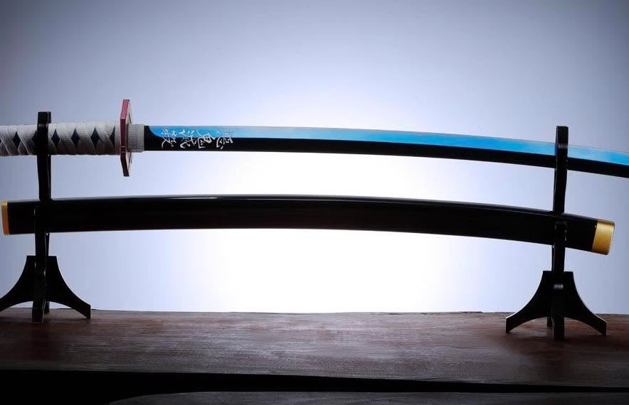 Pre-Venta: Demon Slayer Giyu Tomioka Nichirin Sword Proplica - Bandai