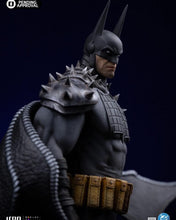 Cargar imagen en el visor de la galería, Pre-Venta: Batman Absolute - DC Comics - Art scale 1/10 - Iron Studios
