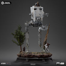 Cargar imagen en el visor de la galería, Pre-Venta: AT-ST and Chewbacca - Star Wars - Demi art scale 1/20 - Iron Studios
