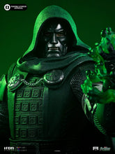 Cargar imagen en el visor de la galería, Pre-Venta: Doctor Doom - Avengers: Doomsday - Réplica Legacy 1/4 - Iron Studios
