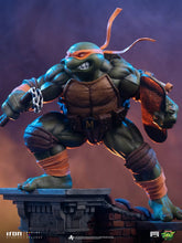 Cargar imagen en el visor de la galería, Pre-Venta: Michaelangelo - Tortugas Ninja - Figura Art Scale 1/10 - Iron Studios
