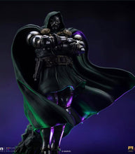 Cargar imagen en el visor de la galería, Pre-Venta: Doctor Doom Deluxe - Diorama Infinity Gauntlet - art scale 1/10
