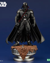Cargar imagen en el visor de la galería, Star Wars Darth Vader The Ultimate Evil ARTFX Ataque - Kotobukiya
