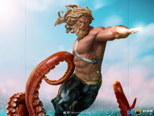 Cargar imagen en el visor de la galería, Aquaman Deluxe Art Scale 1/10 – DC Comics
