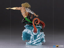 Cargar imagen en el visor de la galería, Aquaman Deluxe Art Scale 1/10 – DC Comics
